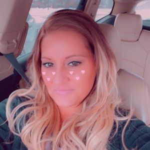 Meet your Posher, Aleasha